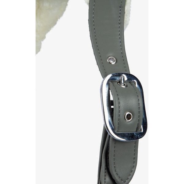 White Smoke PS of Sweden Premium Fluffy Halfter
