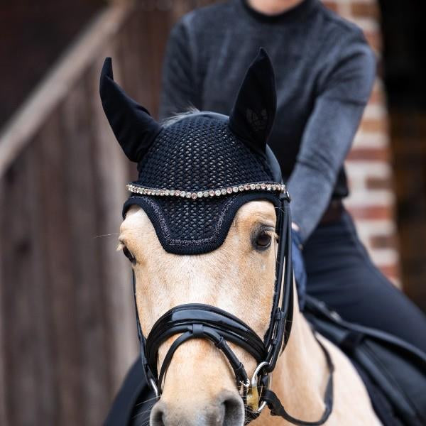 Fliegenohren - Fliegenschutz für Dein Pferd | Horse Shop Fliegenohren - Fliegenschutz für Dein Pferd | Horse Shop