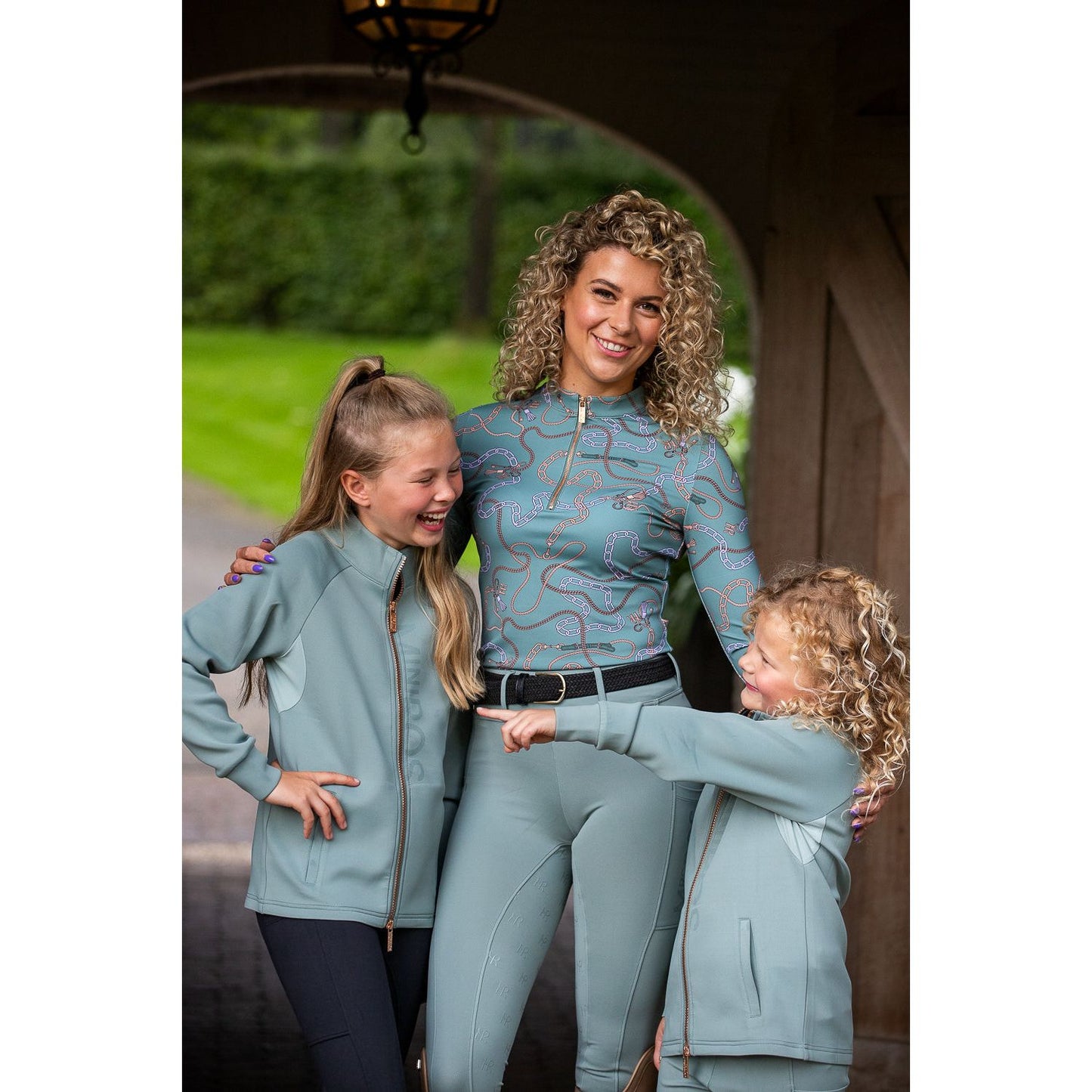 Mrs. Ros Training Top Chain- Lavender Fields