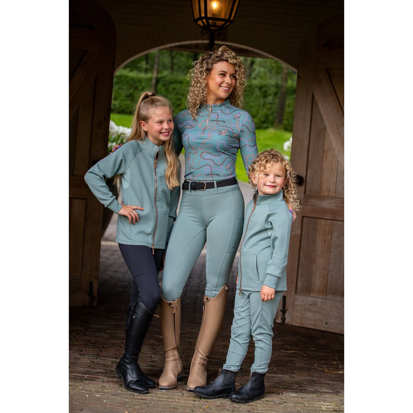 Mrs. Ros Training Top Chain- Lavender Fields