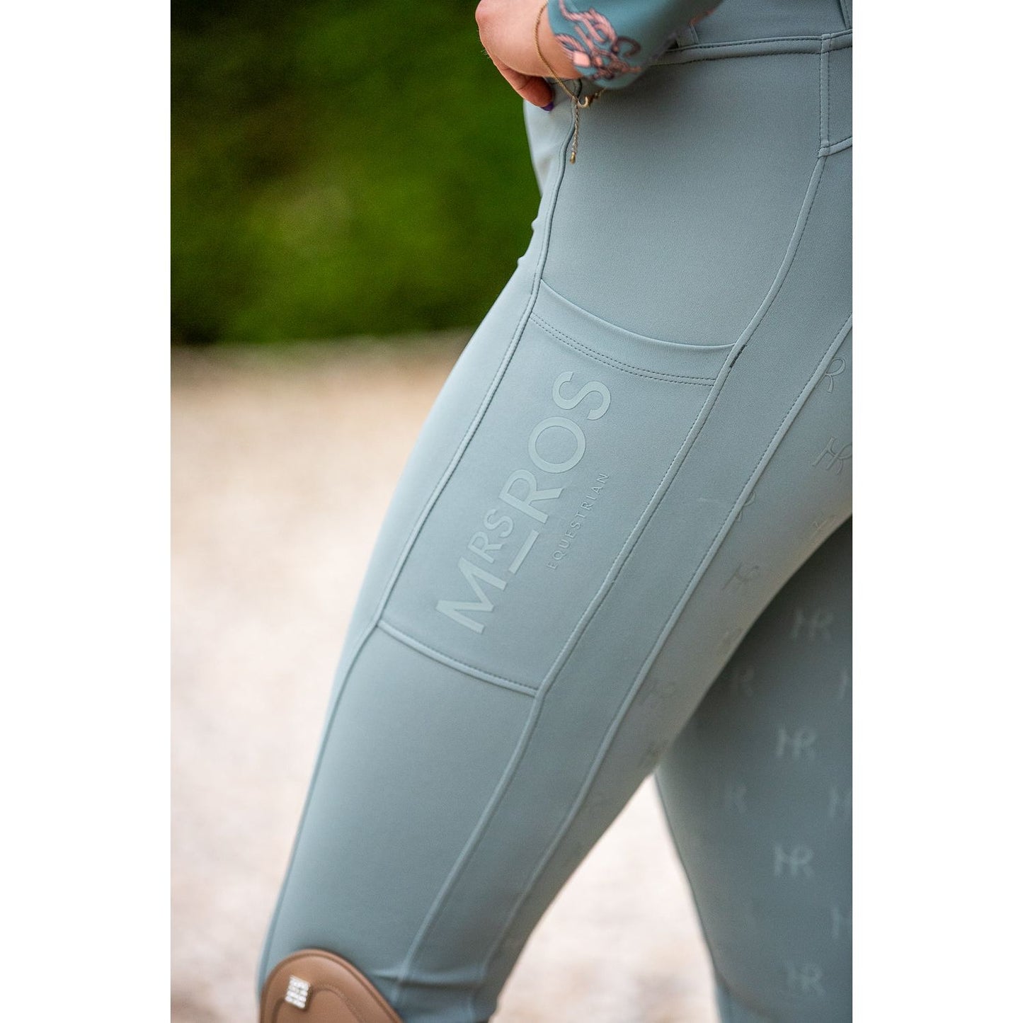 Dim Gray Mrs. Ros Silhouette Reitleggings - Lavender Fields