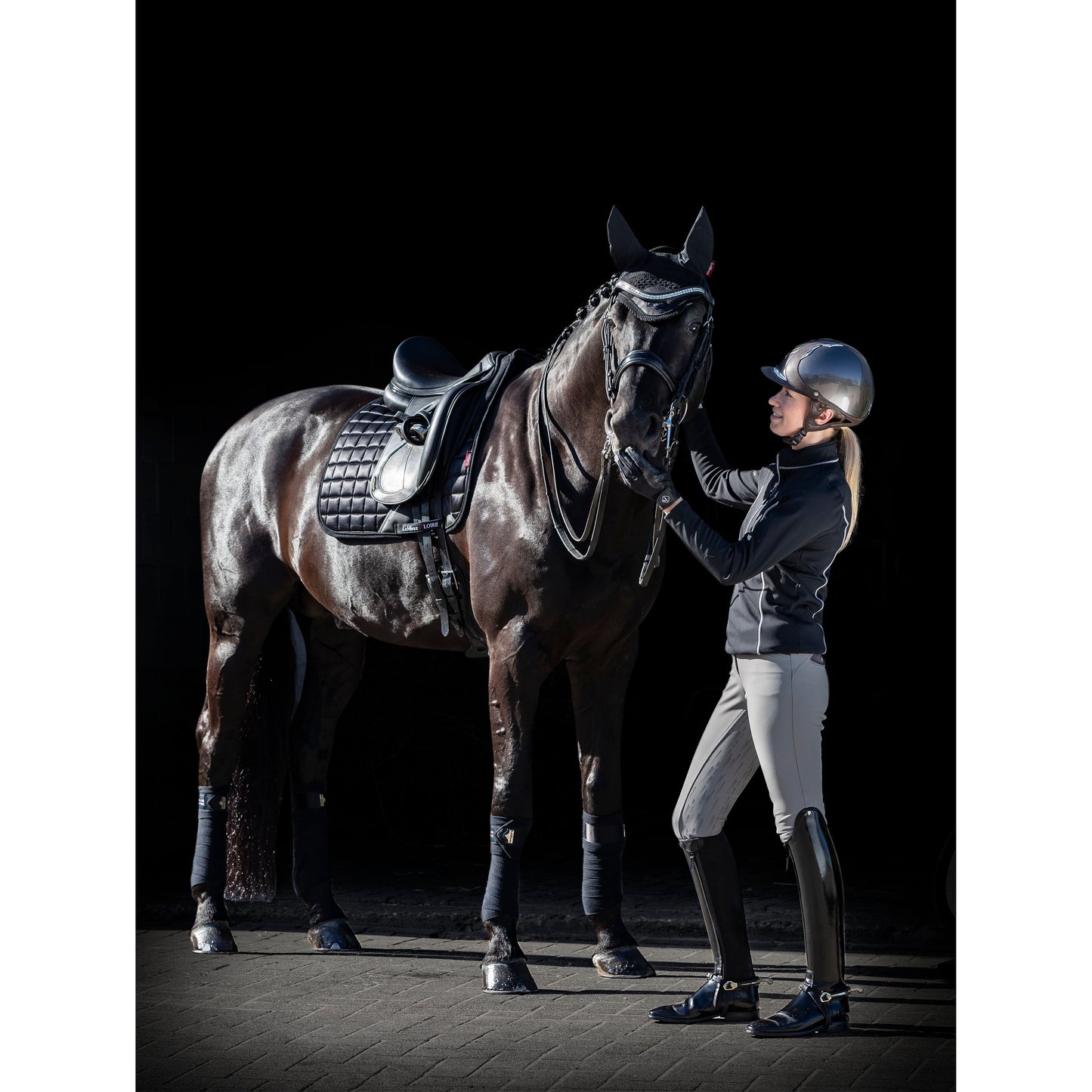 LM Loire Classic Satin Schabracke Black