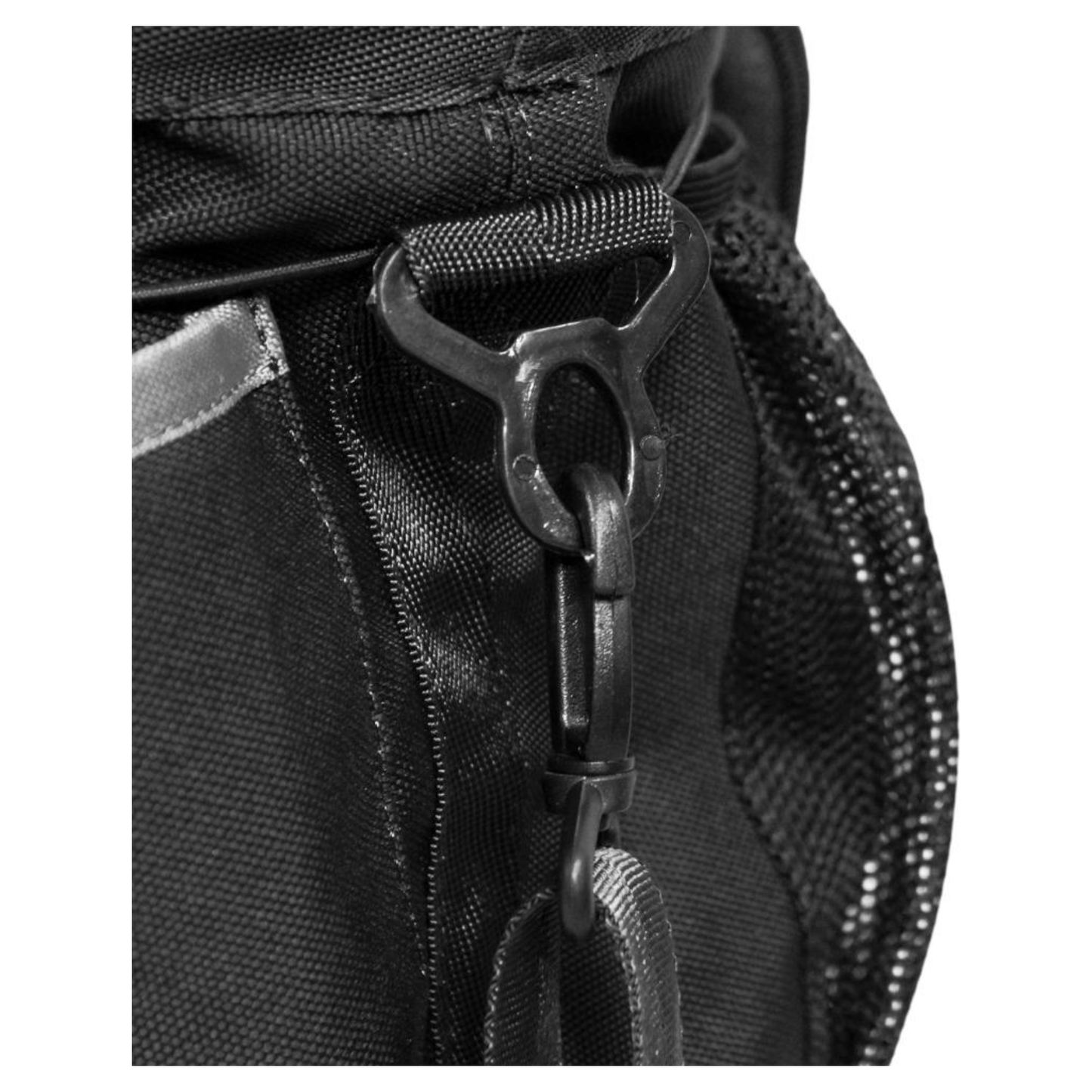 EQuest Grooming Bag