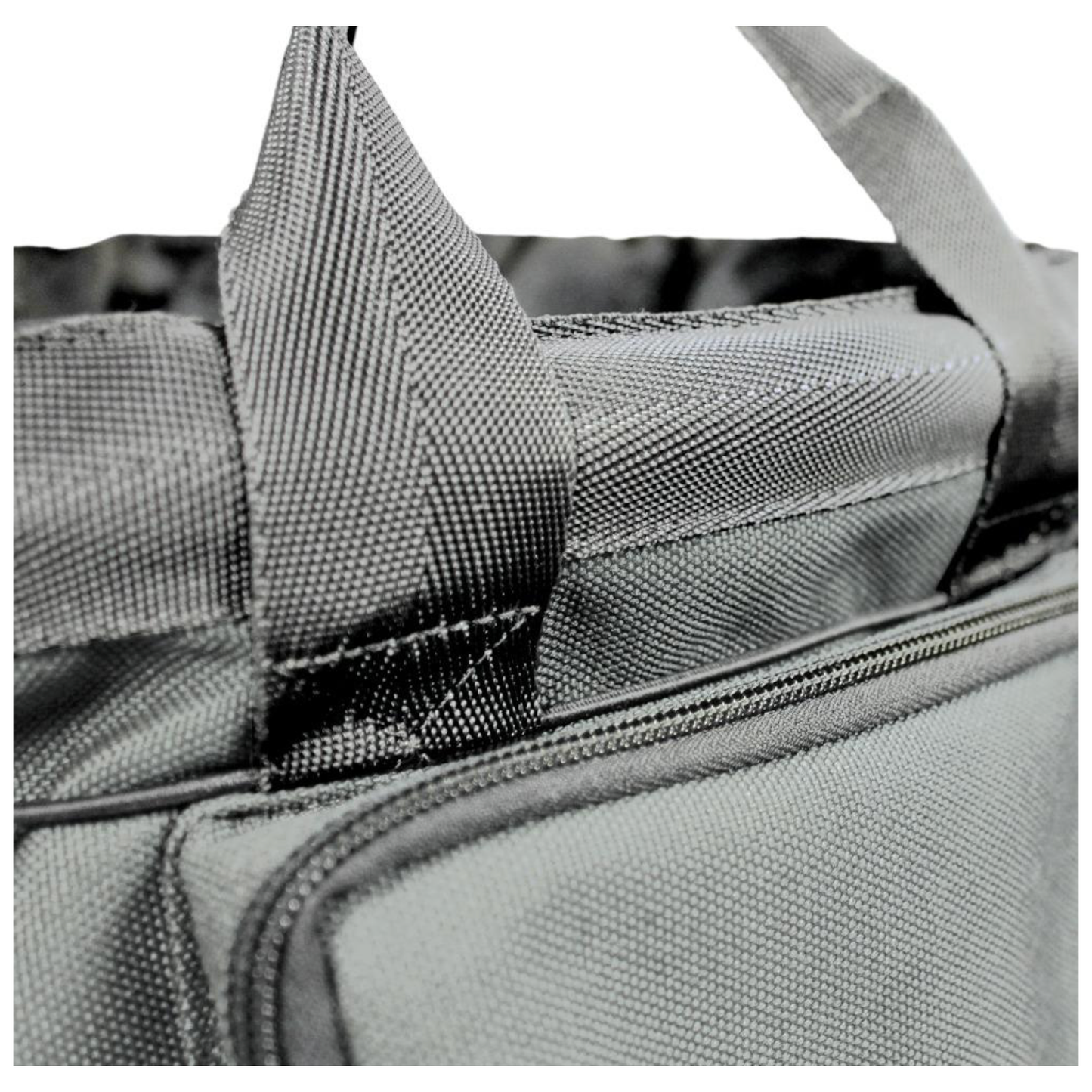 EQuest Grooming Bag