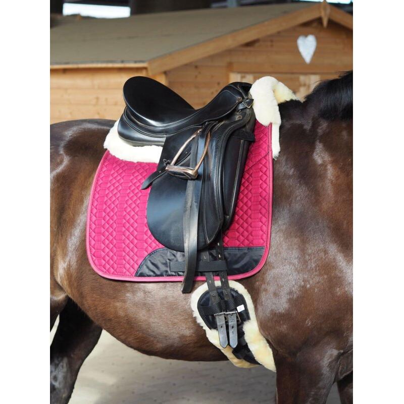 Dim Gray Engel Reitsport Lammfell Schabracke Bordeaux