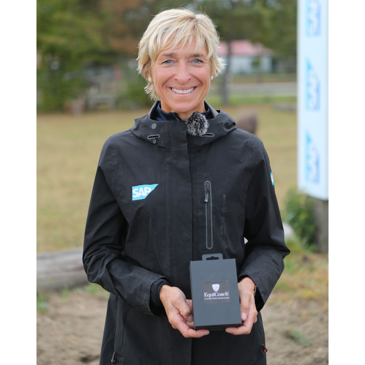 Dark Slate Gray EQUICOACH® X