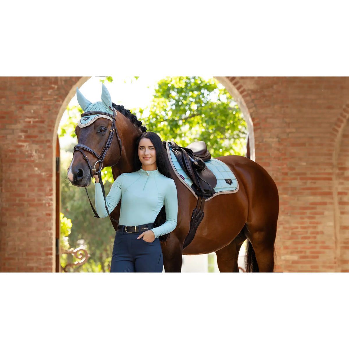 Le Mieux Loire Classic Dressurschabracke Quadratisch Aqua - Kaster Cheval