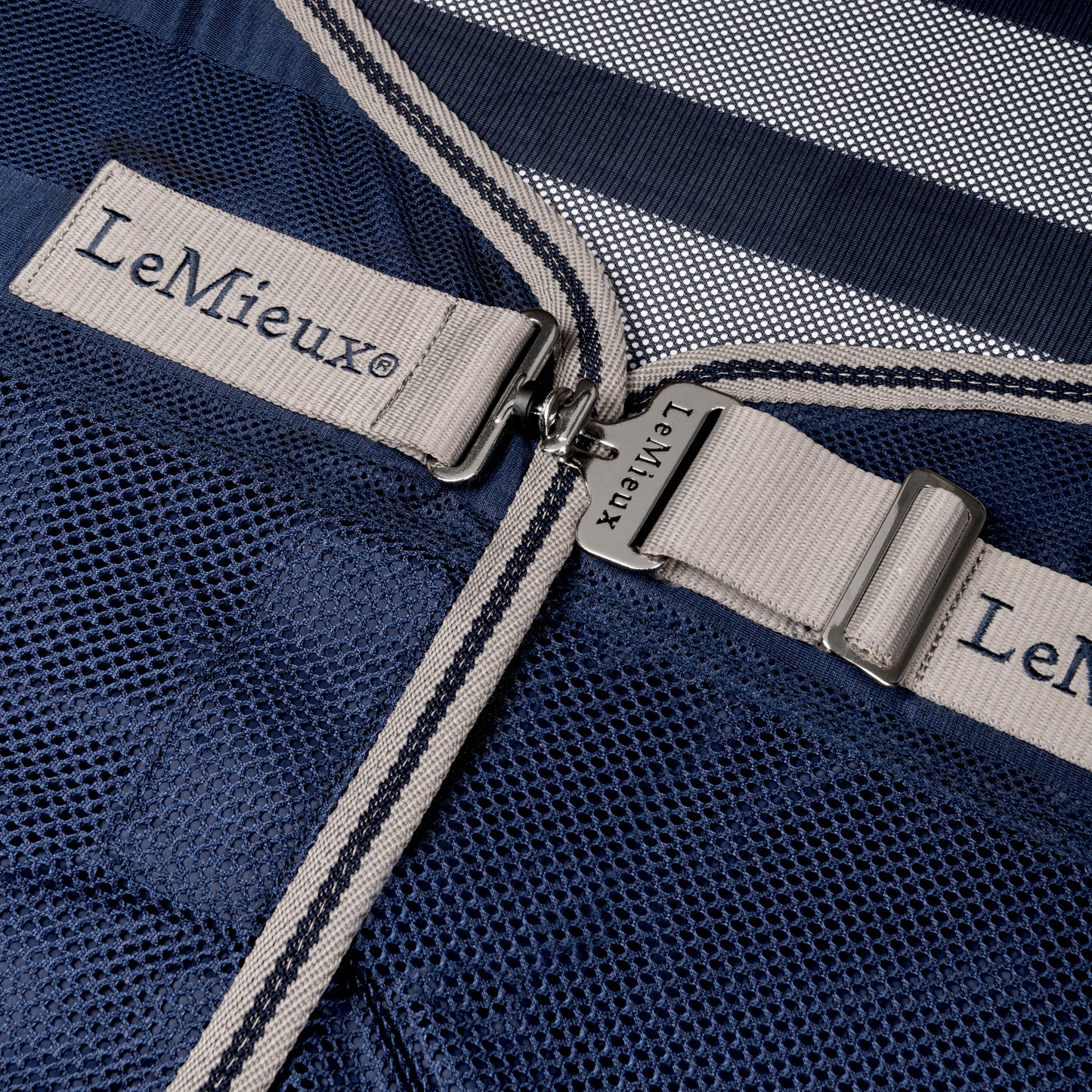 LMX Arika Air-Tek Rug