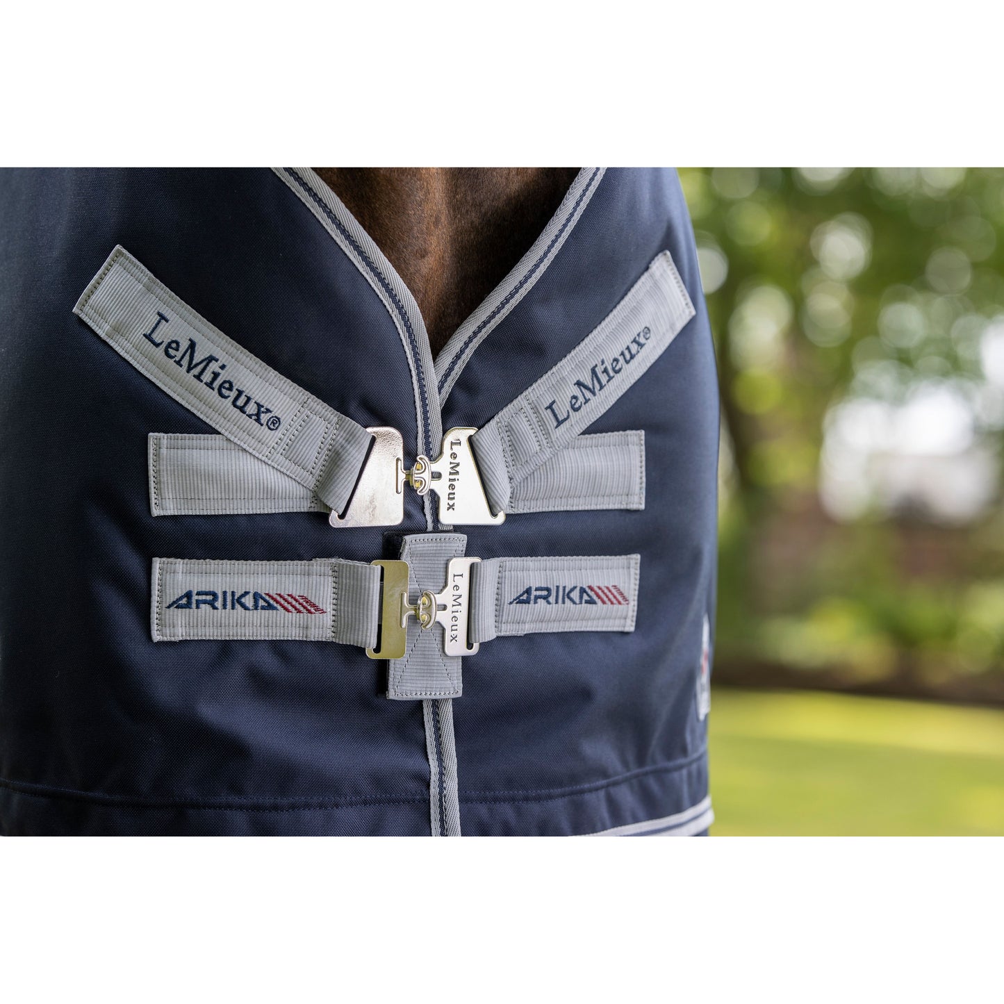 LMX Arika Storm-Tek Turnout Rug