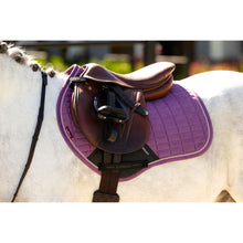 LeMieux Mini Suede Close Contact Schabracke - Kaster Cheval