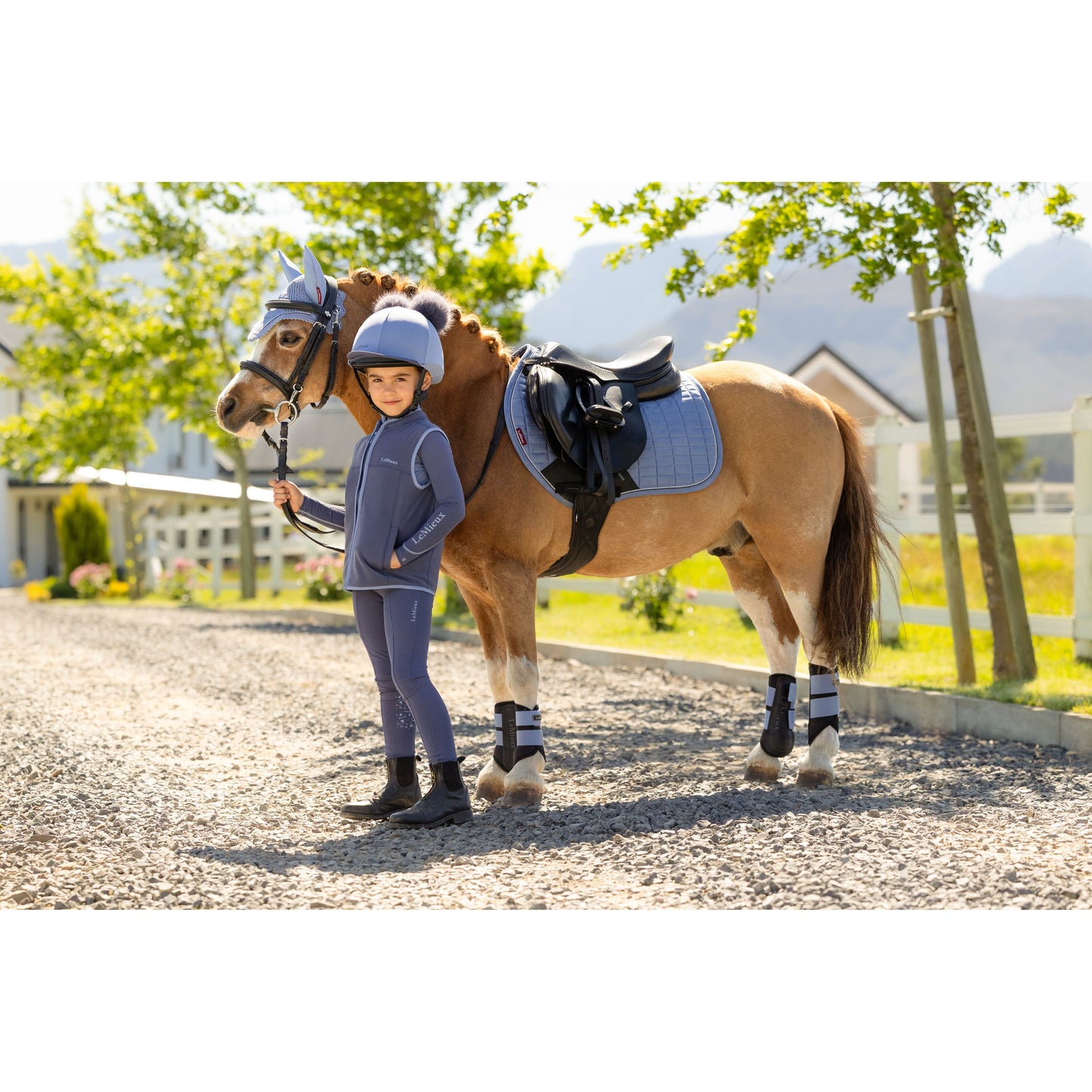LeMieux Mini Suede Close Contact Schabracke - Kaster Cheval