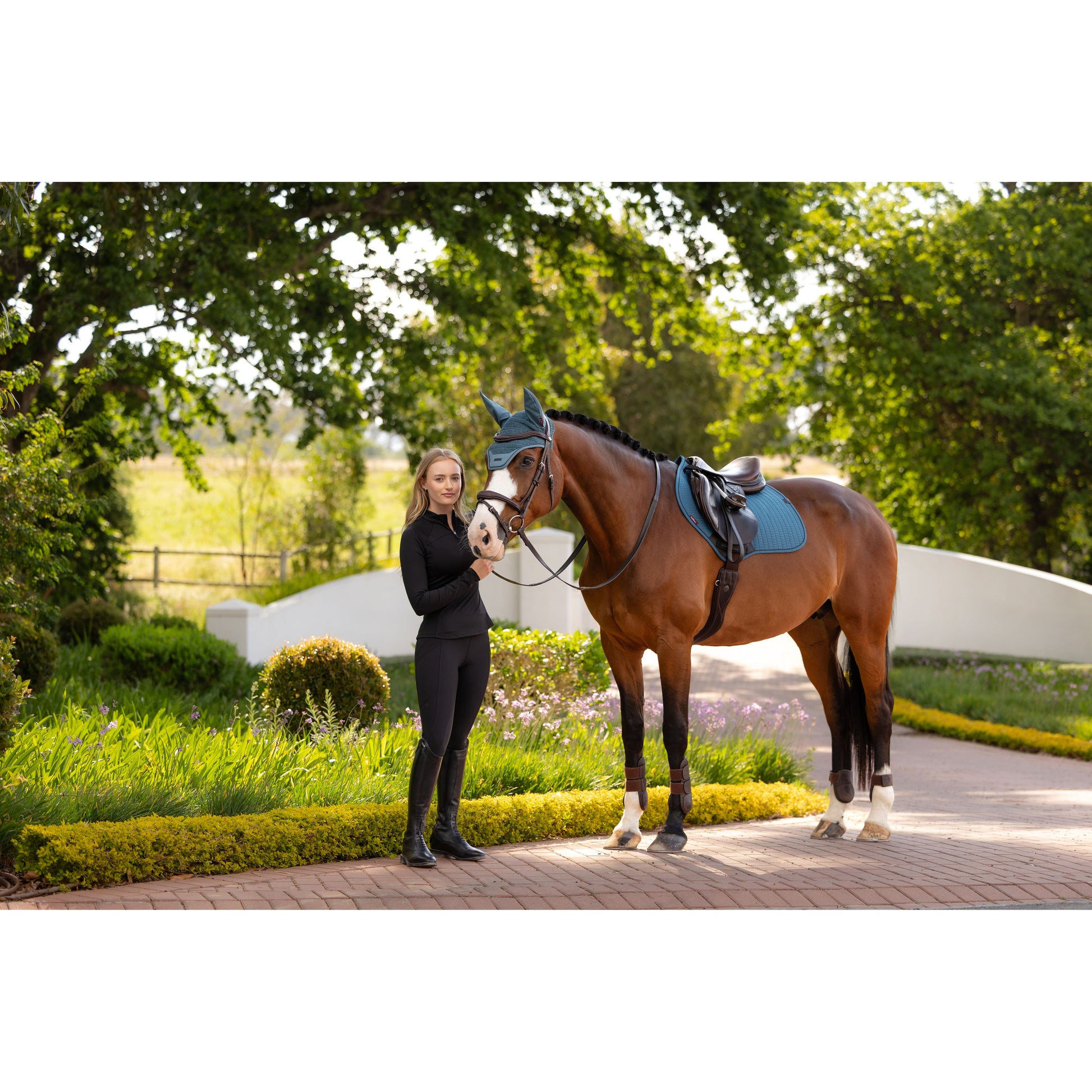 LeMieux Essence Close Contact Schabracke - Kaster Cheval