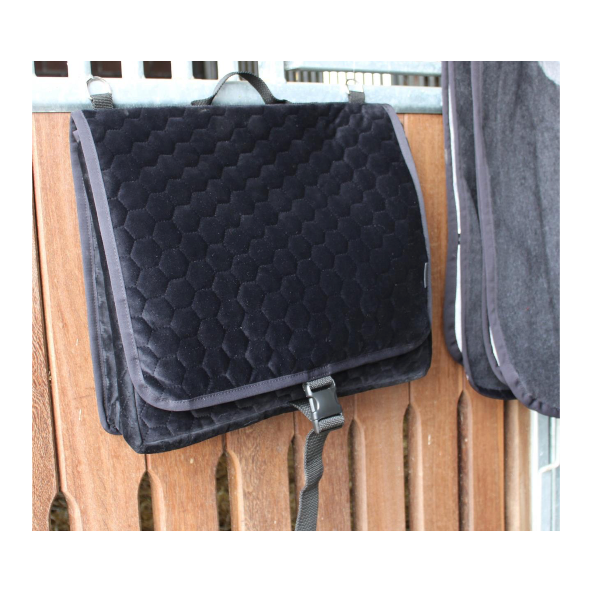 Dark Slate Gray Stalltasche | Showline