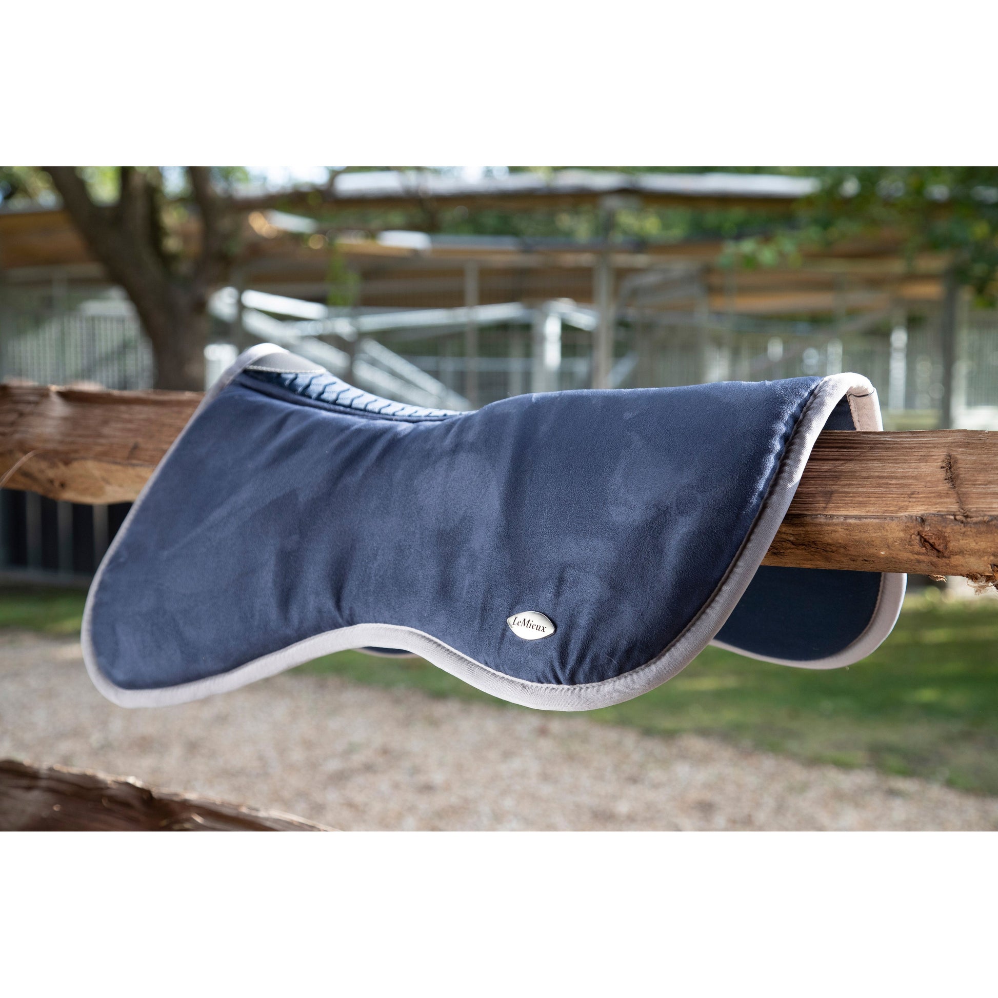 Dark Slate Gray LM Wither Relief Pad