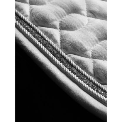 LM Crystal Suede Close Contact Schabracke Weiß