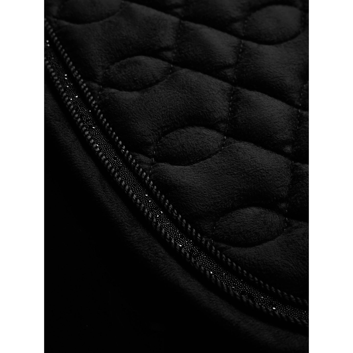 LM Crystal Suede Close Contact Schabracke Schwarz