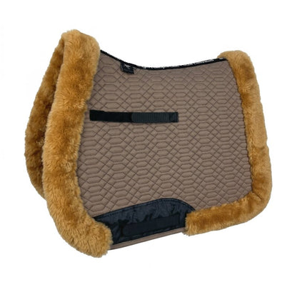 Engel Reitsport Lammfell Schabracke Komplett mit Fellrand Camel