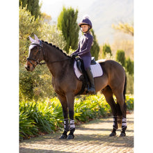 LeMieux Suede Close Contact Schabracke Square Lilac S/M