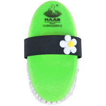 Light Green Haas Schmusebürste "Blümchen"